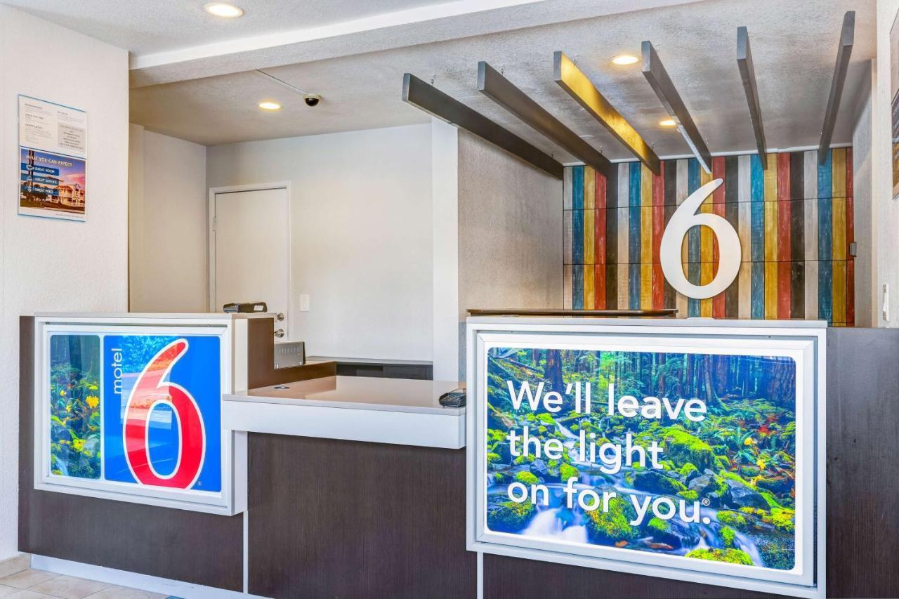 Motel 6-Kirkland, Wa - North Kirkland Luaran gambar