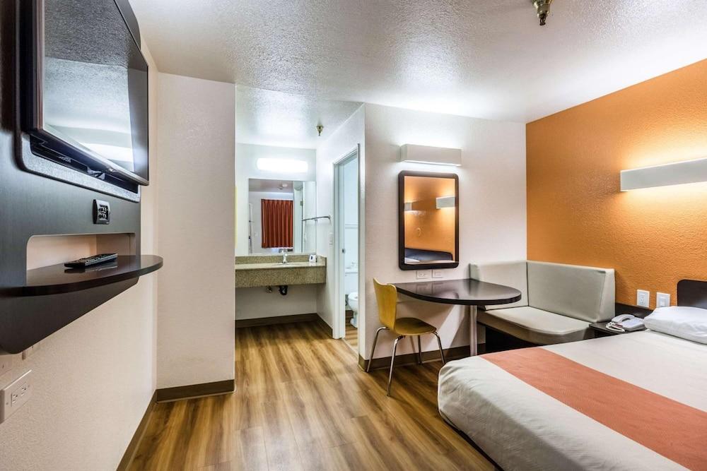 Motel 6-Kirkland, Wa - North Kirkland Luaran gambar