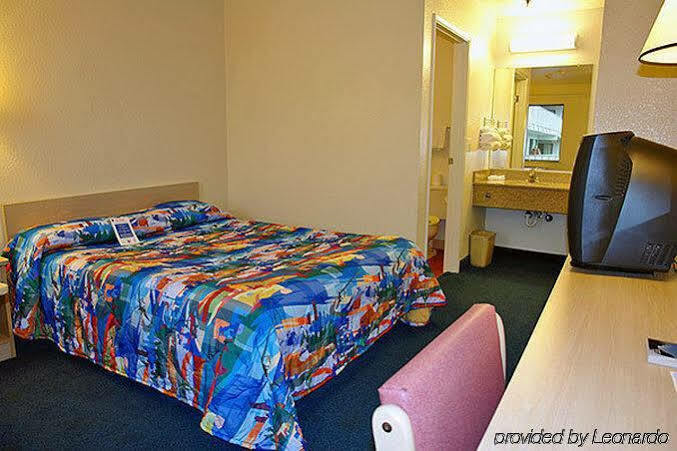Motel 6-Kirkland, Wa - North Kirkland Luaran gambar
